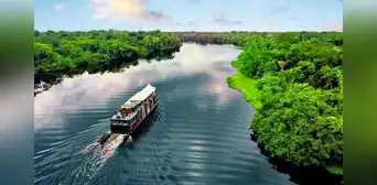 Nuestra Amazonía en la encrucijada, por Fabiola Muñoz, monseñor Alfredo Vizcarra y Julio Cusurichi