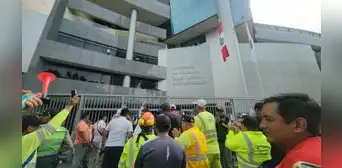 Denuncian que 130.000 familias se quedarían sin agua ni desagüe ante posible paralización de obra Denuncian que 130.000 familias se quedarían sin agua ni desagüe ante posible paralización de obra