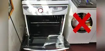 ¿Por qué no debes guardar ninguna olla ni sartén en el horno? La razón te sorprenderá ¿Por qué no debes guardar ninguna olla ni sartén en el horno? La razón te sorprenderá