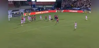 ¡Partidazo! Lionel Messi puso el 4-4 de Inter Miami vs. FC Dallas con golazo de tiro libre