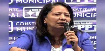 Diputada Ilenia Medina propone quitar la nacionalidad venezolana a opositores: "Es necesario" Diputada Ilenia Medina propone quitar la nacionalidad venezolana a opositores: "Es necesario"