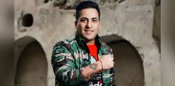 ¿Cuánto ganaba Tommy Portugal en sus inicios en el canto y qué fue lo primero que se compró?