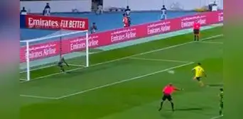 Cristiano Ronaldo marcó de penal y Al-Nassr clasificó a la final de la King Salman Club Cup Cristiano Ronaldo marcó de penal y Al-Nassr clasificó a la final de la King Salman Club Cup