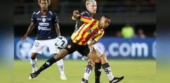 Arley Rodríguez y Adrián Balboa, los exblanquiazules que jugarán los cuartos de final de la Libertadores Arley Rodríguez y Adrián Balboa, los exblanquiazules que jugarán los cuartos de final de la Libertadores