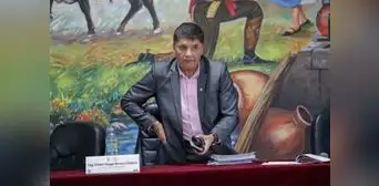 Alcalde de Arequipa evita primer pedido de vacancia, pero falta un caso