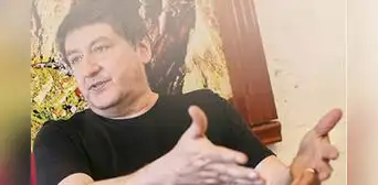 Rafael Dumett: "Estos pillos van a pasar y Dina Boluarte terminará en la cárcel"