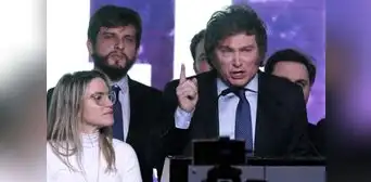 Javier Milei advierte fin de la "casta política” tras lograr mayoría de votos en las PASO 2023 Javier Milei advierte fin de la "casta política” tras lograr mayoría de votos en las PASO 2023