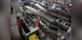 La producción industrial china se desaceleró en julio hasta el 3,7%