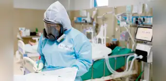 COVID-19 en Perú: se registran 30.000 casos y más de 2.000 fallecidos en el año COVID-19 en Perú: se registran 30.000 casos y más de 2.000 fallecidos en el año