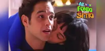 'Al fondo hay sitio': Kimberly provocó a Cristóbal y protagonizaron escena HOT en su cuarto 'Al fondo hay sitio': Kimberly provocó a Cristóbal y protagonizaron escena HOT en su cuarto