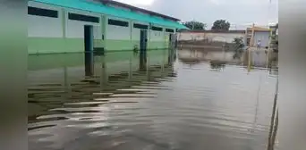 Fenómeno El Niño: más de 4.500 colegios son vulnerables ante lluvias, afirmó titular del Minedu Fenómeno El Niño: más de 4.500 colegios son vulnerables ante lluvias, afirmó titular del Minedu