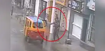 SJM: delincuente amenazó con un cuchillo a un escolar para robarle su celular