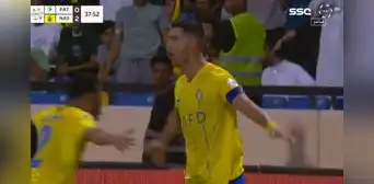 ¡Cristiano Ronaldo otra vez! 'CR7' metió un potente cabezazo para el 2-0 de Al Nassr ante Al Fateh ¡Cristiano Ronaldo otra vez! 'CR7' metió un potente cabezazo para el 2-0 de Al Nassr ante Al Fateh