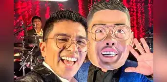 ¡Igualitos!: Christian Yaipén encontró a su 'doble' durante show de Grupo 5 en Tumbes