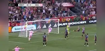 Lionel Messi se estrena en la MLS con un golazo tras un tiki-taka y saca al Inter Miami del fondo de la tabla