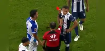 ¿No era fútbol? Bryan Reyna y Williams Guzmán fueron expulsados tras irse a los puñetes y patadas ¿No era fútbol? Bryan Reyna y Williams Guzmán fueron expulsados tras irse a los puñetes y patadas