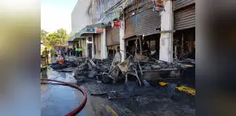 Se reaviva fuego en Apurímac y centro comercial arde en Arequipa