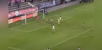 ¡Estalla Matute! Heidy Padilla anota gol de 'palomita' y pone el 1-0 de Alianza sobre Universitario ¡Estalla Matute! Heidy Padilla anota gol de 'palomita' y pone el 1-0 de Alianza sobre Universitario