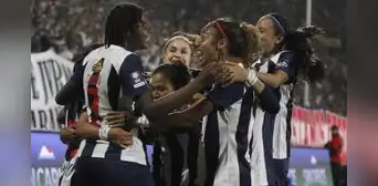Alianza Lima venció 1-0 a Universitario por la primera final de ida de la Liga Femenina Alianza Lima venció 1-0 a Universitario por la primera final de ida de la Liga Femenina
