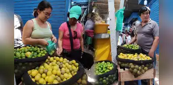 ¡Hasta 3 por 2 soles! Precio del limón continúa en aumento y genera preocupación en Chiclayo ¡Hasta 3 por 2 soles! Precio del limón continúa en aumento y genera preocupación en Chiclayo