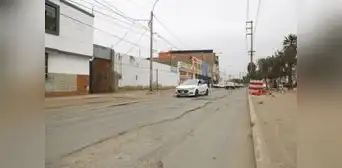 Malas vías elevan refacción de las combis y micros en Trujillo Malas vías elevan refacción de las combis y micros en Trujillo