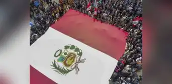 Presidenta Boluarte fue sacada de aniversario de Tacna Presidenta Boluarte fue sacada de aniversario de Tacna