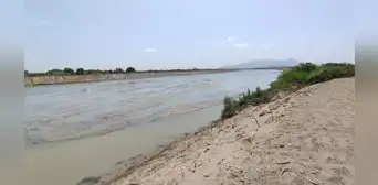 Alertan pésimos trabajos en ríos y riesgo de inundación en Lambayeque Alertan pésimos trabajos en ríos y riesgo de inundación en Lambayeque