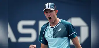¡El chileno pisa fuerte! Nicolás Jarry vence a Luca Van Assche y pasa de ronda en el US Open 2023 ¡El chileno pisa fuerte! Nicolás Jarry vence a Luca Van Assche y pasa de ronda en el US Open 2023