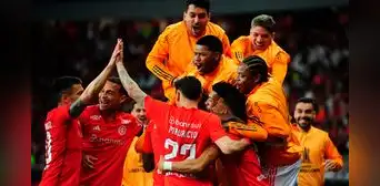 Internacional venció 2-0 a Bolívar y clasificó a semifinales de la Copa Libertadores