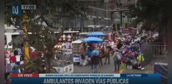 Gamarra: ambulantes invaden uno de los ingresos vehiculares del emporio comercial Gamarra: ambulantes invaden uno de los ingresos vehiculares del emporio comercial