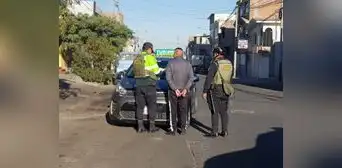 Detienen a falsos taxistas que asaltaban a una exautoridad política en Arequipa Detienen a falsos taxistas que asaltaban a una exautoridad política en Arequipa