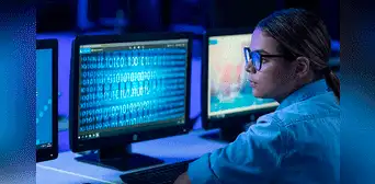 ¿Dónde estudiar Computación gratis en Lima? Estos son los 10 institutos que ofrecen la carrera sin pago mensual
