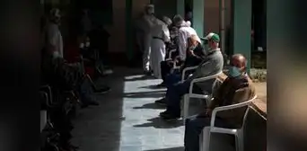 Minsa confirma llegada de variante EG.5 de la COVID-19 a Perú: 2 casos son reportados en La Molina Minsa confirma llegada de variante EG.5 de la COVID-19 a Perú: 2 casos son reportados en La Molina