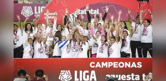 ¡Universitario es campeón de la Liga Femenina! Vencieron 2-0 a Alianza en el Monumental ¡Universitario es campeón de la Liga Femenina! Vencieron 2-0 a Alianza en el Monumental