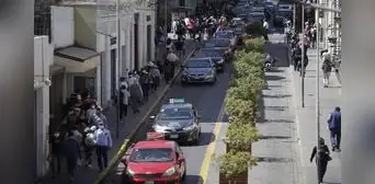 Alcalde de Arequipa anunció que reabrirán el padrón Setare para formalizar taxistas Alcalde de Arequipa anunció que reabrirán el padrón Setare para formalizar taxistas
