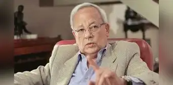 Hildebrandt: "Hay un senderismo de derechas en el Perú, son igualitos, pero volteados"