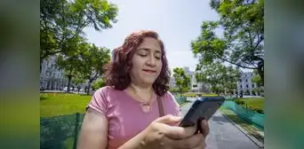 Operadoras más pequeñas ganan terreno en telefonía móvil Operadoras más pequeñas ganan terreno en telefonía móvil