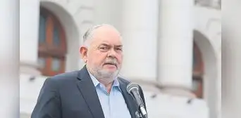 Jorge Montoya plantea destitución de Alejandro Soto: “Un paso al costado y que venga otro” Jorge Montoya plantea destitución de Alejandro Soto: “Un paso al costado y que venga otro”
