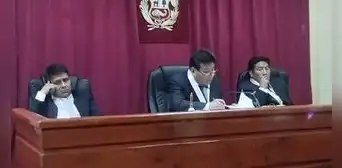 Juez denuncia que colega cambió voto en sentencia por “dinero", en Puno Juez denuncia que colega cambió voto en sentencia por “dinero", en Puno