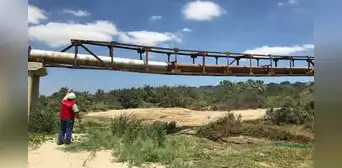 Piura: advierten riesgo de colapso de tubería de agua en Talara