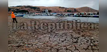¡Lago Titicaca se seca! Impactantes fotografías desde Puno preocupan por su árido estado