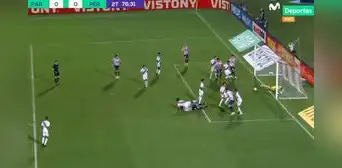 Pedro Gallese sacó una mano providencial y evitó el 1-0 de Paraguay en la línea de gol Pedro Gallese sacó una mano providencial y evitó el 1-0 de Paraguay en la línea de gol