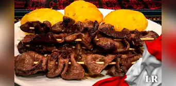 Taste Atlas quita al anticucho de los mejores platos bolivianos y lo enlista como peruano Taste Atlas quita al anticucho de los mejores platos bolivianos y lo enlista como peruano