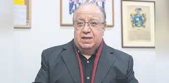 Fernando Tuesta: “Lo que viene es dejar de ser una democracia que ya es, por sí sola, deficiente, endeble”