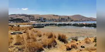 Lancheros piden ampliar muelle flotante del lago Titicaca en Puno Lancheros piden ampliar muelle flotante del lago Titicaca en Puno