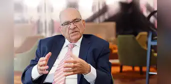 Shimon Shetreet: “Los poderes políticos como el Congreso no pueden controlar a los órganos judiciales” Shimon Shetreet: “Los poderes políticos como el Congreso no pueden controlar a los órganos judiciales”