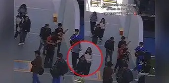 Joven universitaria en Huancayo cambia de rumbo para evitar tierna escena romántica