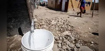 Facultades legislativas dadas al Ejecutivo alentarían la privatización del agua Facultades legislativas dadas al Ejecutivo alentarían la privatización del agua