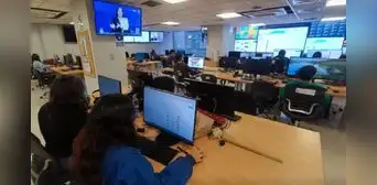 La República llegó a los 300.000 suscriptores en su canal de WhatsApp La República llegó a los 300.000 suscriptores en su canal de WhatsApp