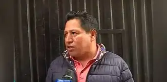 SJL: familia no paga alquiler de departamento y amenaza al dueño con cuchillo
